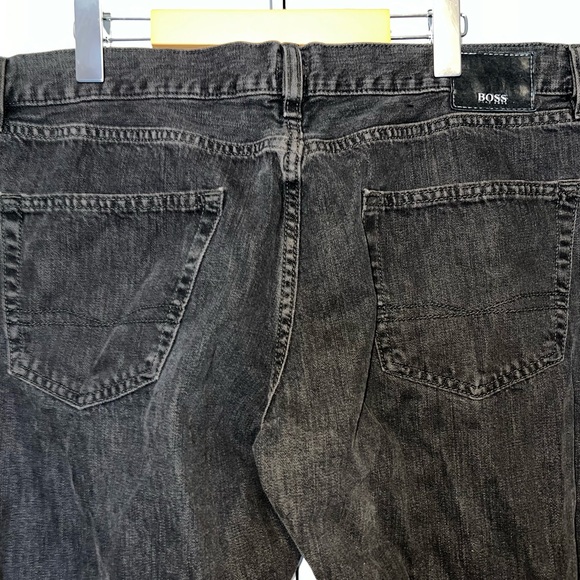 Boss Hugo Boss SLIM-FIT JEANS IN WASHED BLACK COMFORT-STRETCH DENIM - Picture 4 of 7